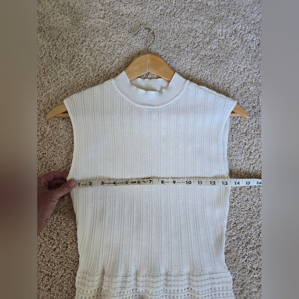 White House Black Market Womens XS mock Neck Sleeveless White Knit Peplum Top - Picture 4 of 7